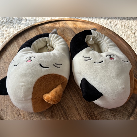 Squishmallow Cat Slippers Size 13 1 Slippers Black Cream - Picture 3 of 9